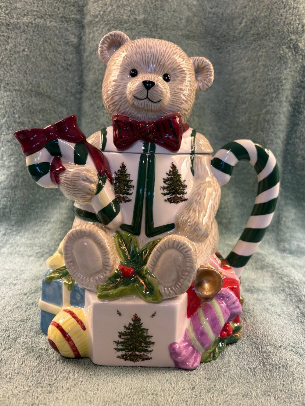 pode Christmas Tree Hand Painted Teddy Bear Teapot NIB